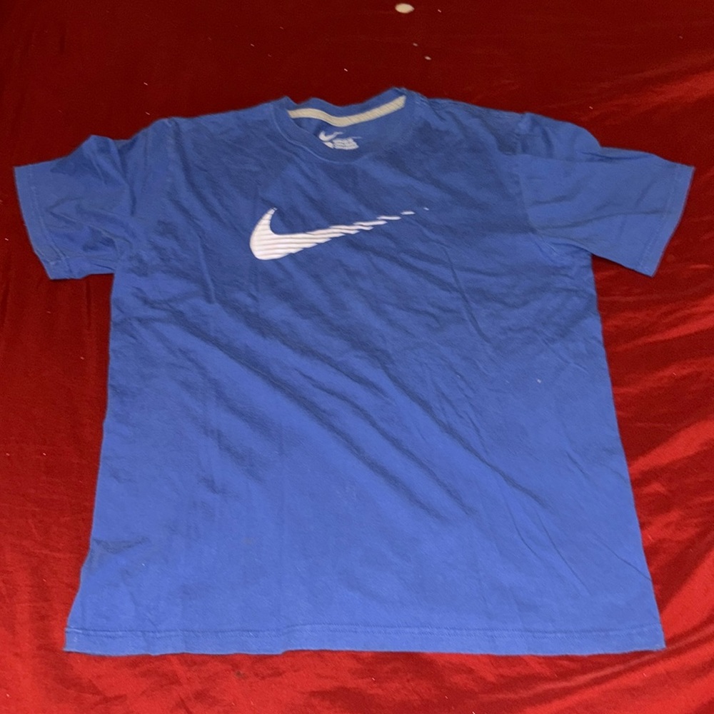 Blue Nike tee